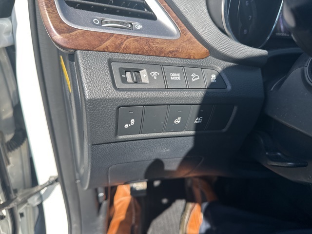 2017 Hyundai Santa Fe Limited Ultimate photo 17