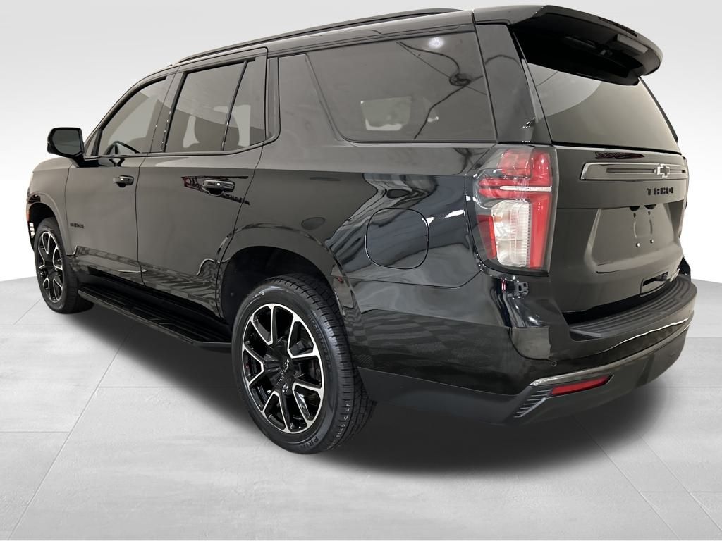 2022 Chevrolet Tahoe RST photo 2