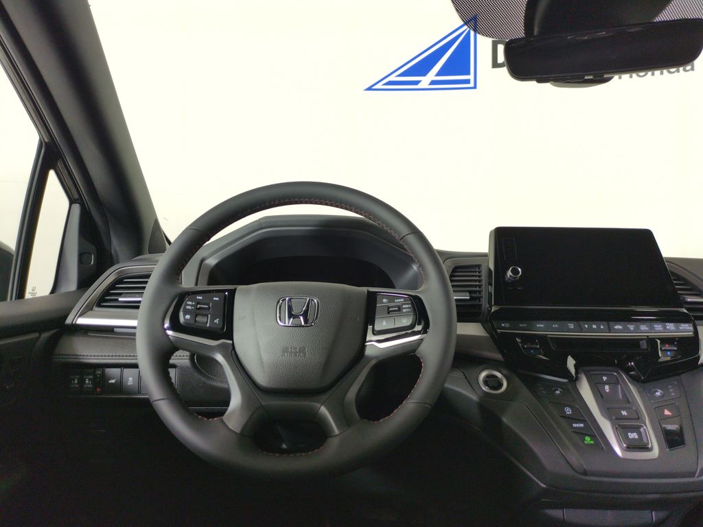 2026 Honda Odyssey photo 12