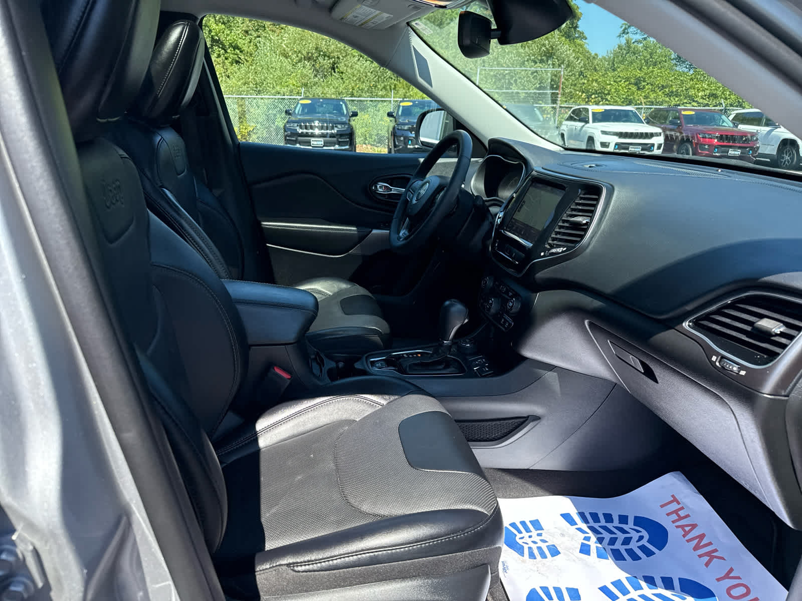 2022 Jeep Cherokee Limited photo 23