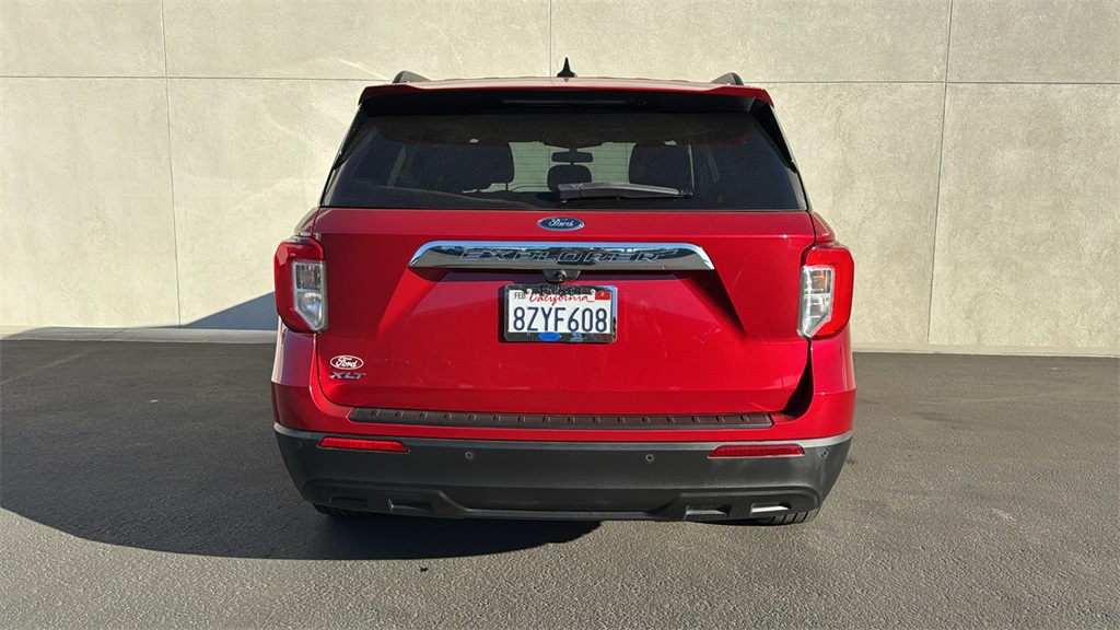 2022 Ford Explorer XLT photo 3