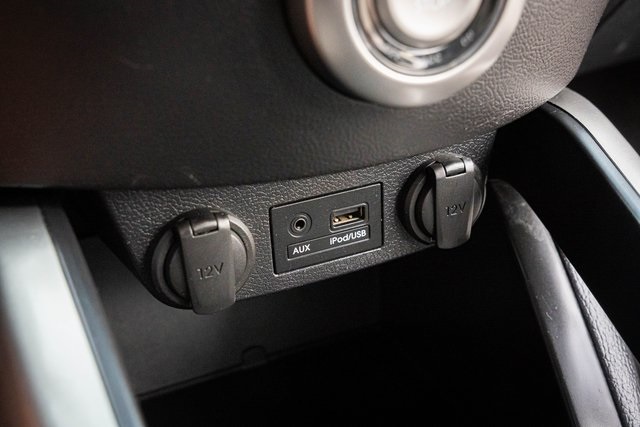 2013 Hyundai Veloster Base photo 23