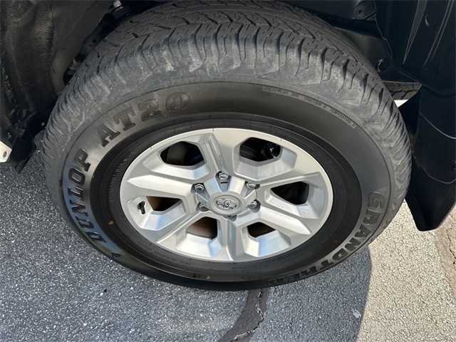 2024 Toyota 4Runner SR5 photo 23