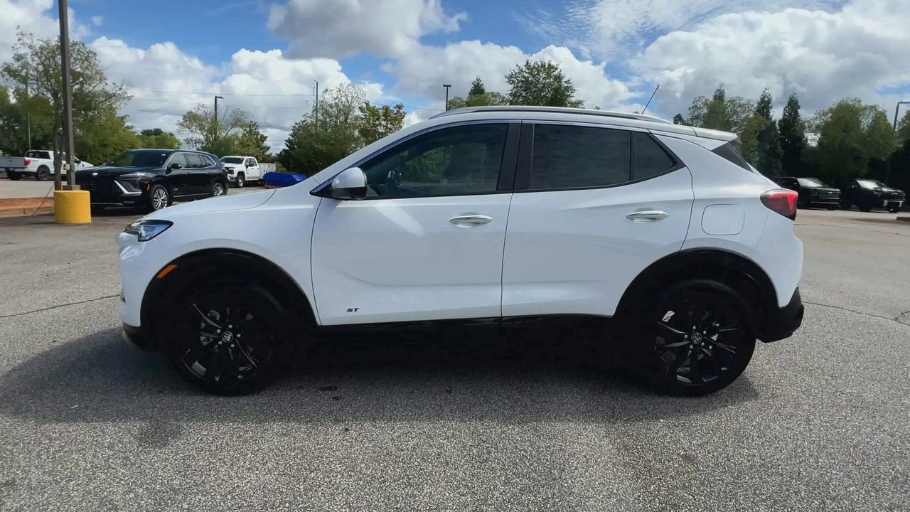 2026 Buick Encore GX Sport Touring photo 5