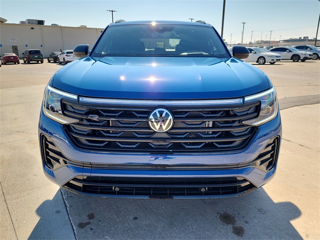 2025 Volkswagen Atlas Cross Sport SEL R-Line photo 8