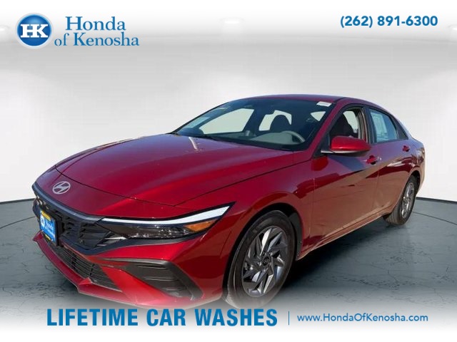 2024 Hyundai Elantra Blue's photo