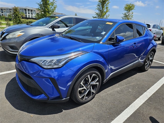 2022 Toyota C-HR Limited photo 2