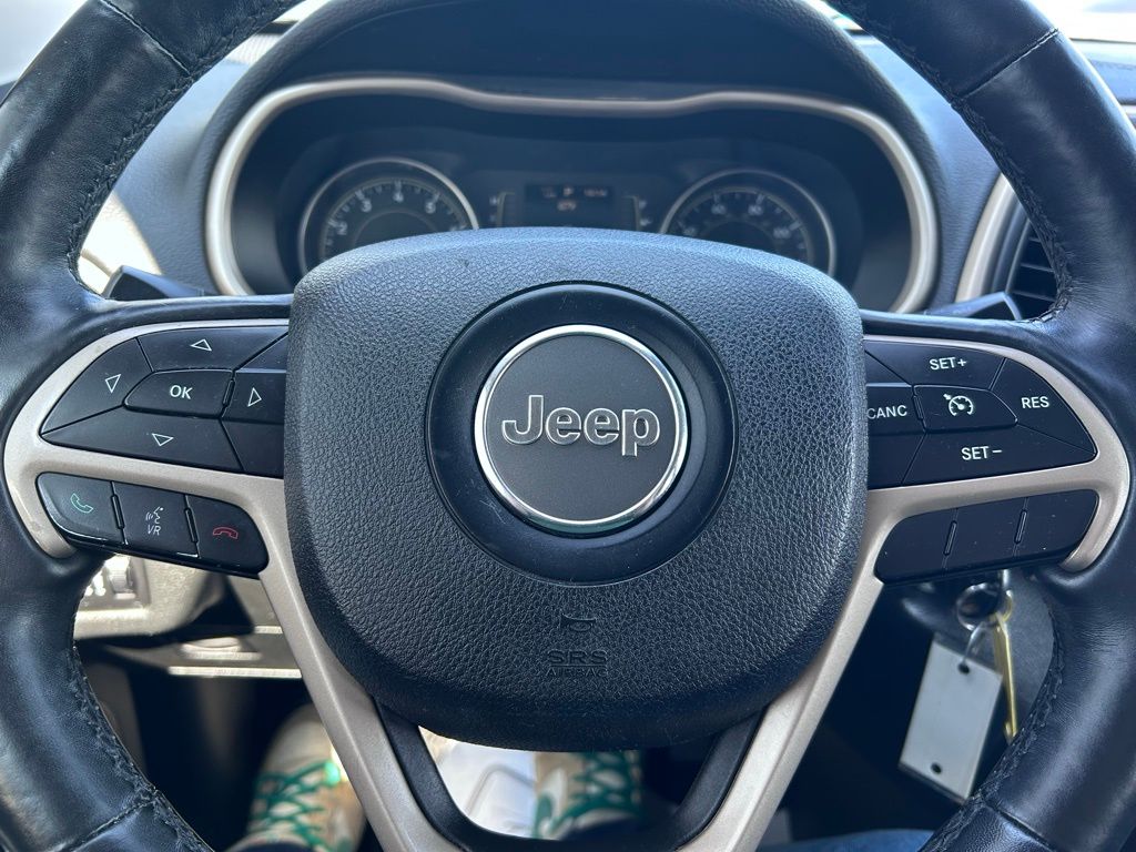 2014 Jeep Cherokee Latitude photo 23