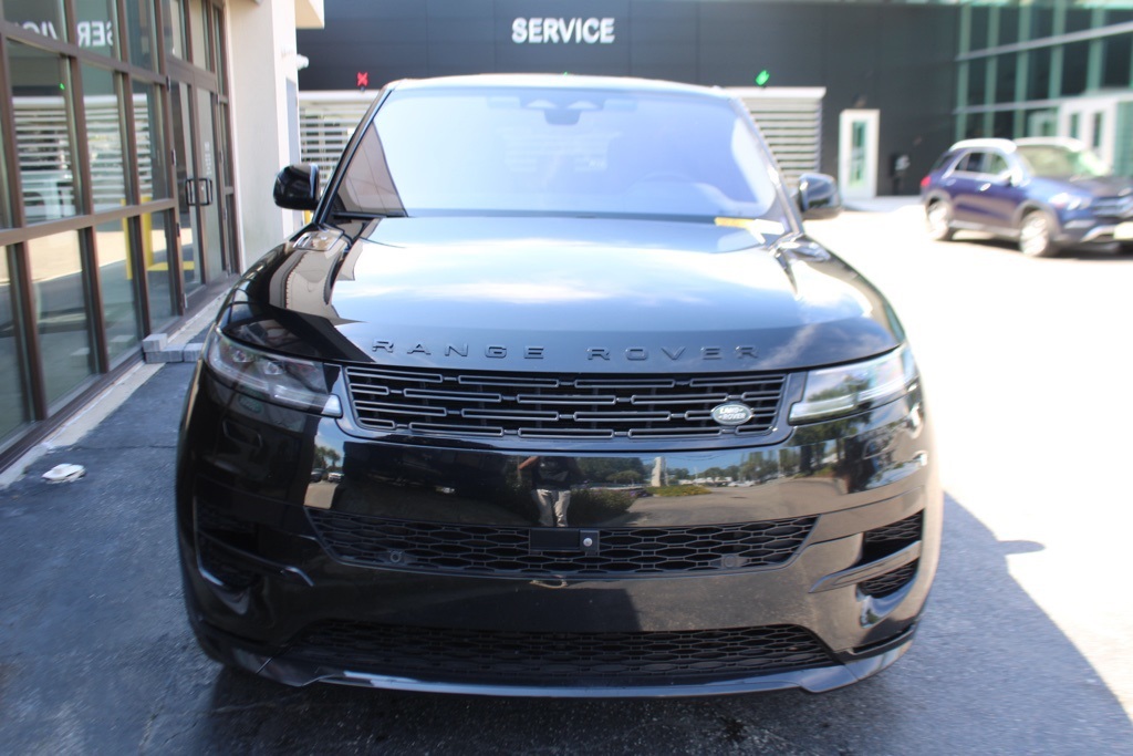 2023 Land Rover Range Rover Sport SE photo 2