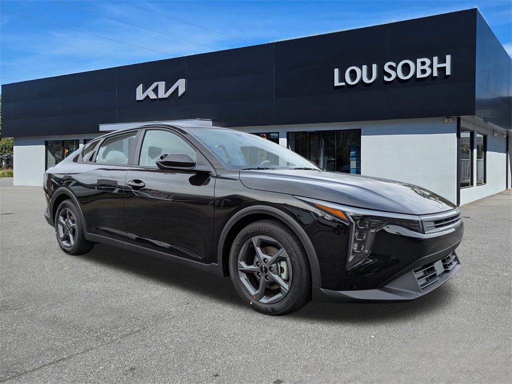 2025 Kia K4 LXS's photo