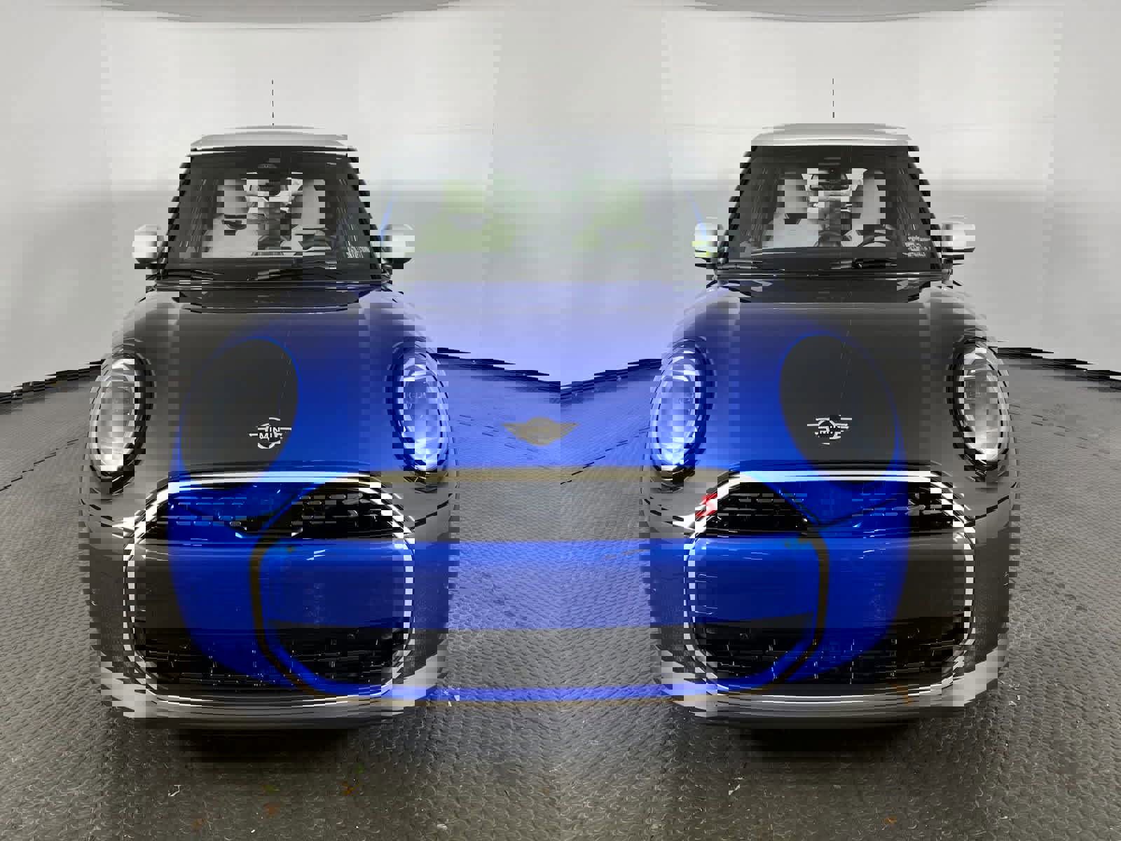 2025 Mini Cooper S Hardtop 2 Door photo 2