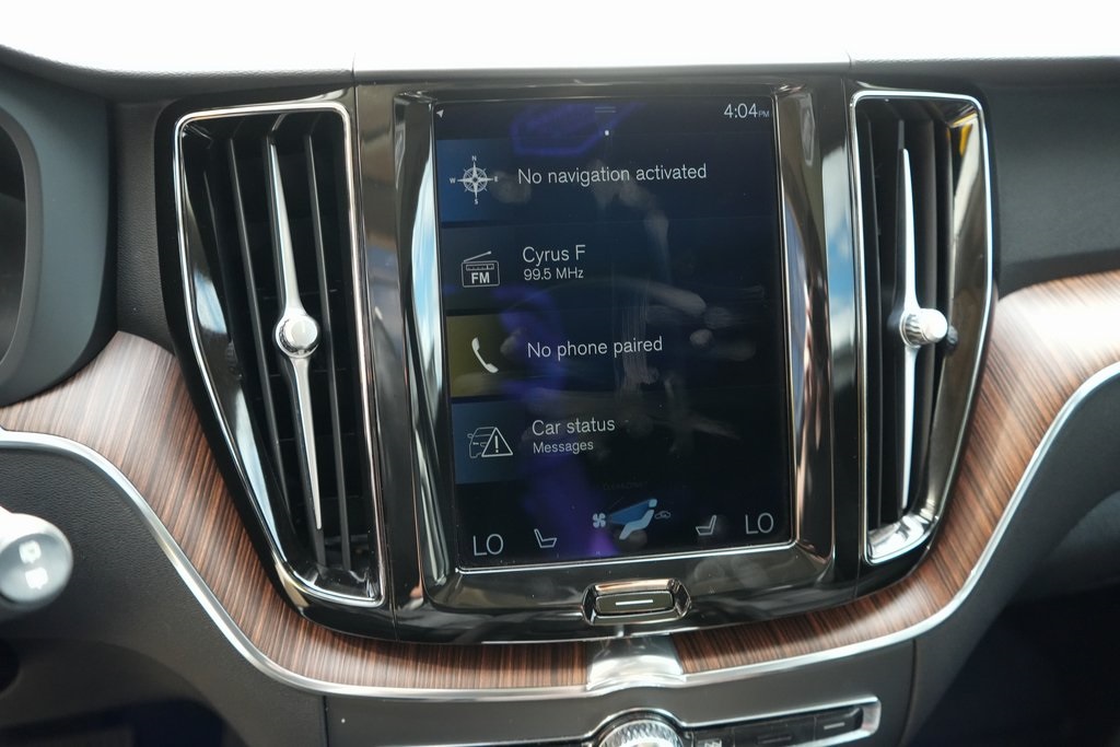 2021 Volvo XC60 Recharge Hybrid T8 Inscription Expression photo 19