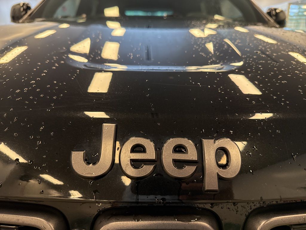 2019 Jeep Grand Cherokee High Altitude photo 2