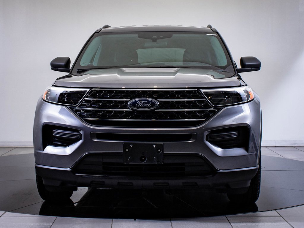 2022 Ford Explorer XLT photo 2