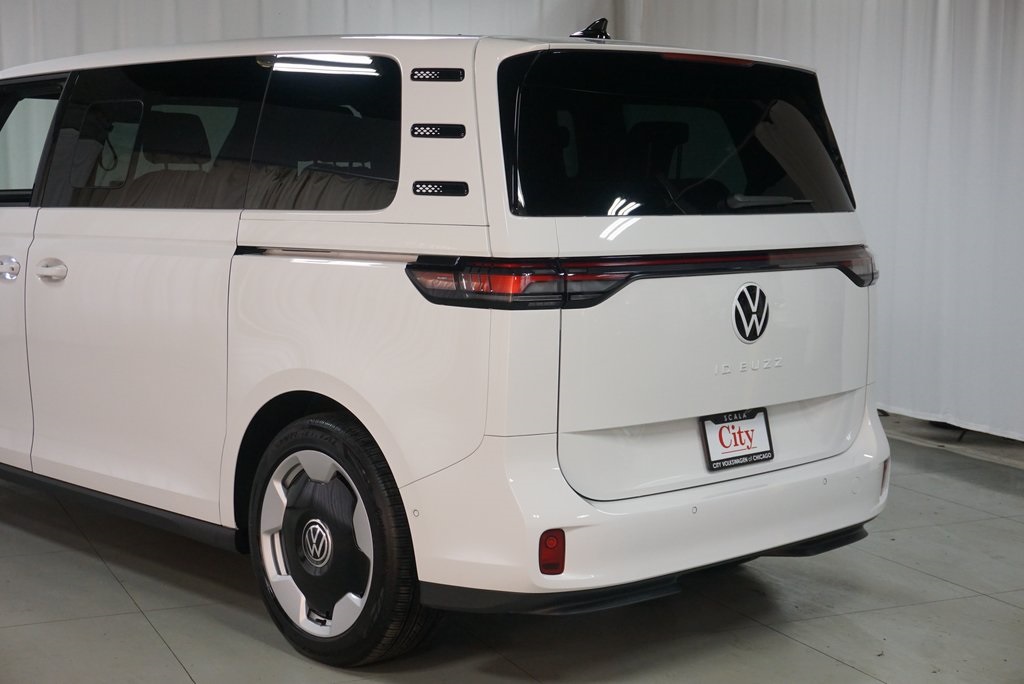 2025 Volkswagen ID. Buzz Pro S photo 8