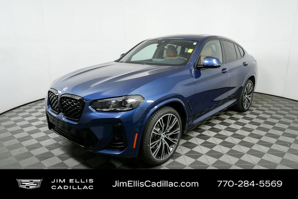 2023 BMW X4 30i's photo