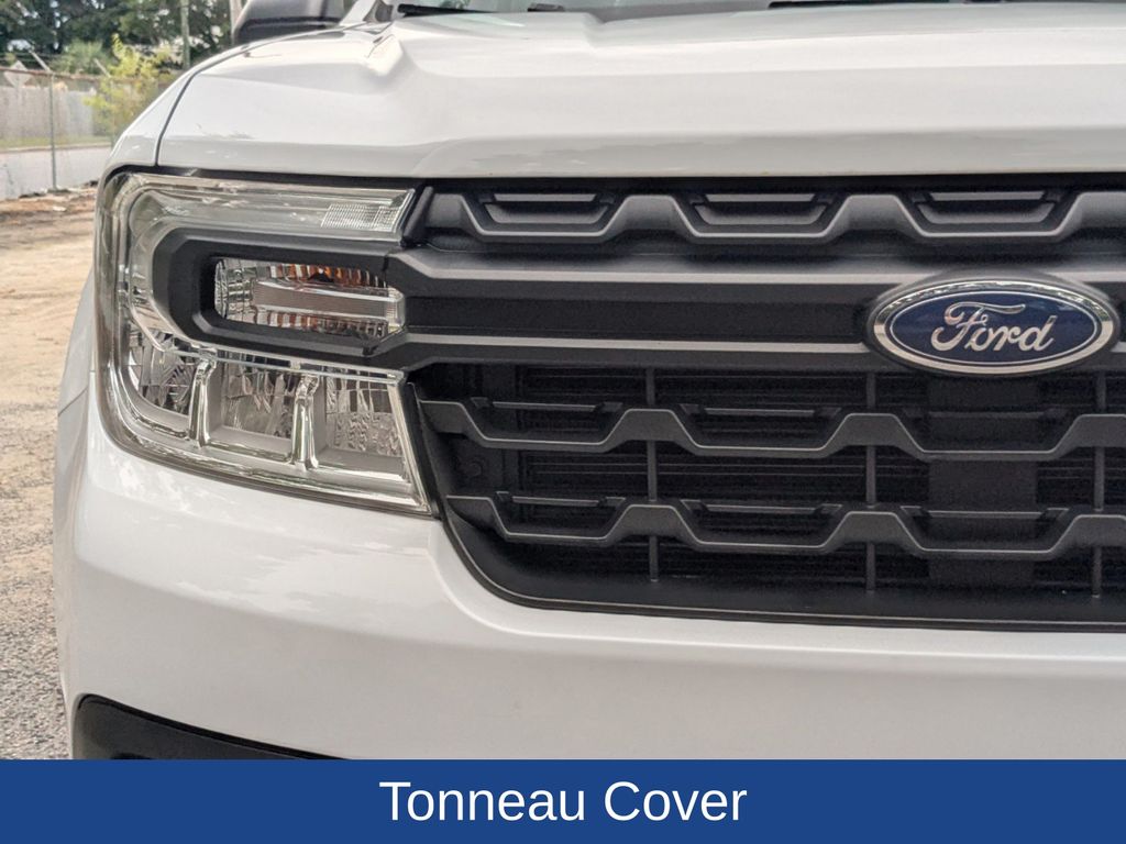 2022 Ford Maverick XL photo 9