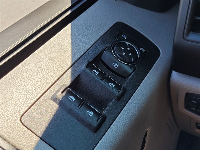 2020 Ford F-150 STX photo 23