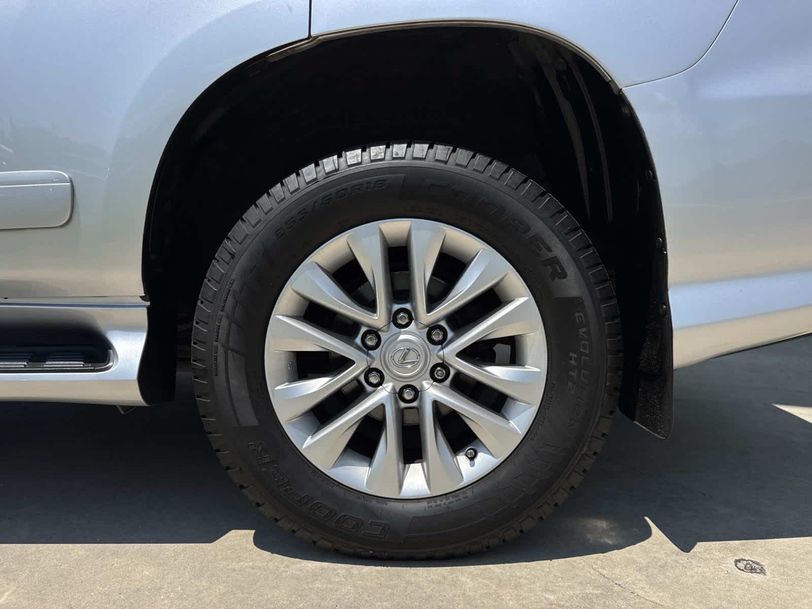 2018 Lexus GX 460 Premium photo 15