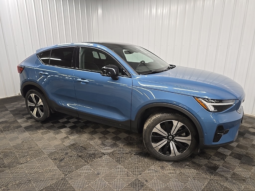 2023 Volvo C40 Plus