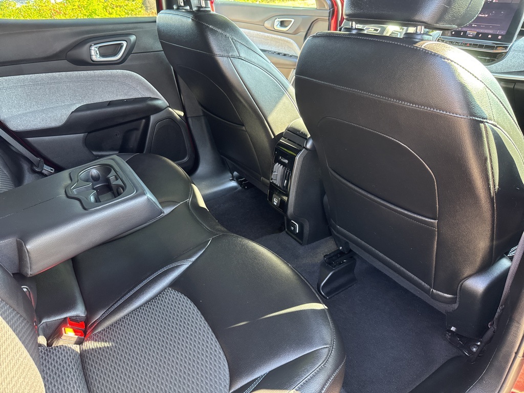 2024 Jeep Compass Latitude photo 26
