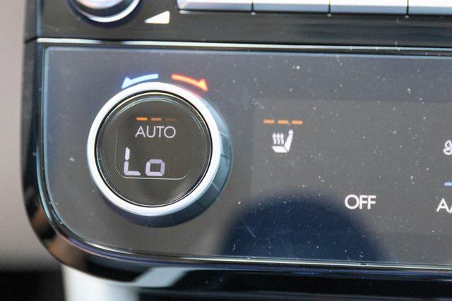 New 2025 Gray Hyundai SEL Convenience FWD image 18