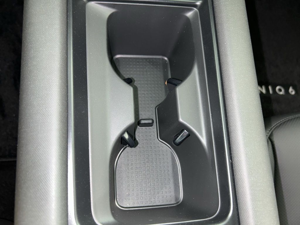 2024 Hyundai Ioniq 6 SEL photo 13
