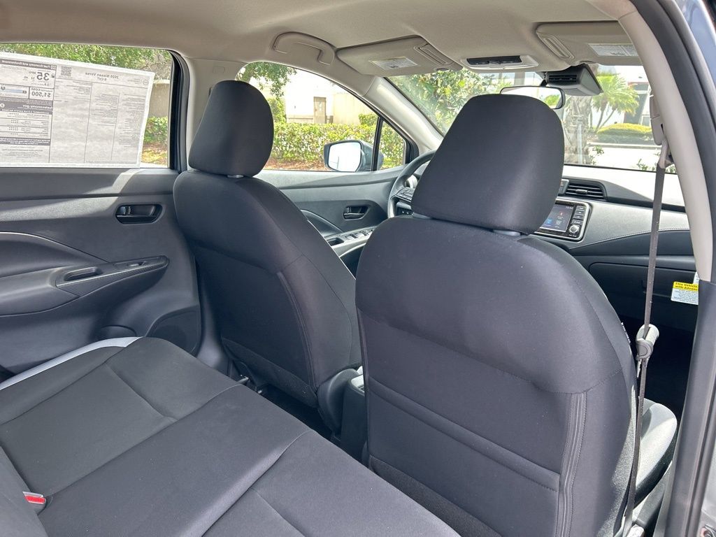 2025 Nissan Versa S photo 34