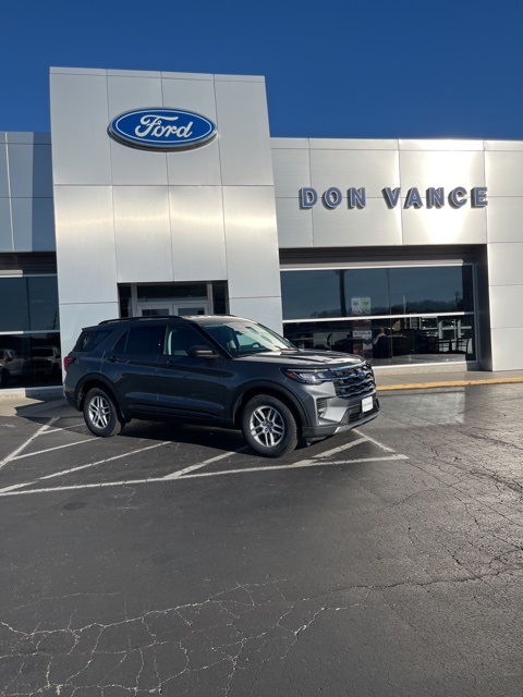 2026 Ford Explorer Active's photo
