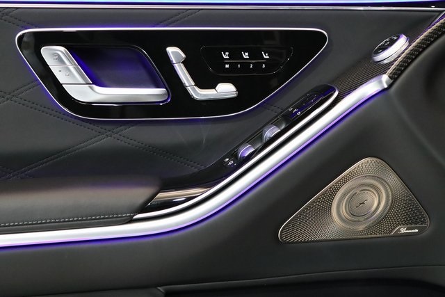2024 Mercedes Benz S AMG 63 E PERFORMANCE photo 3