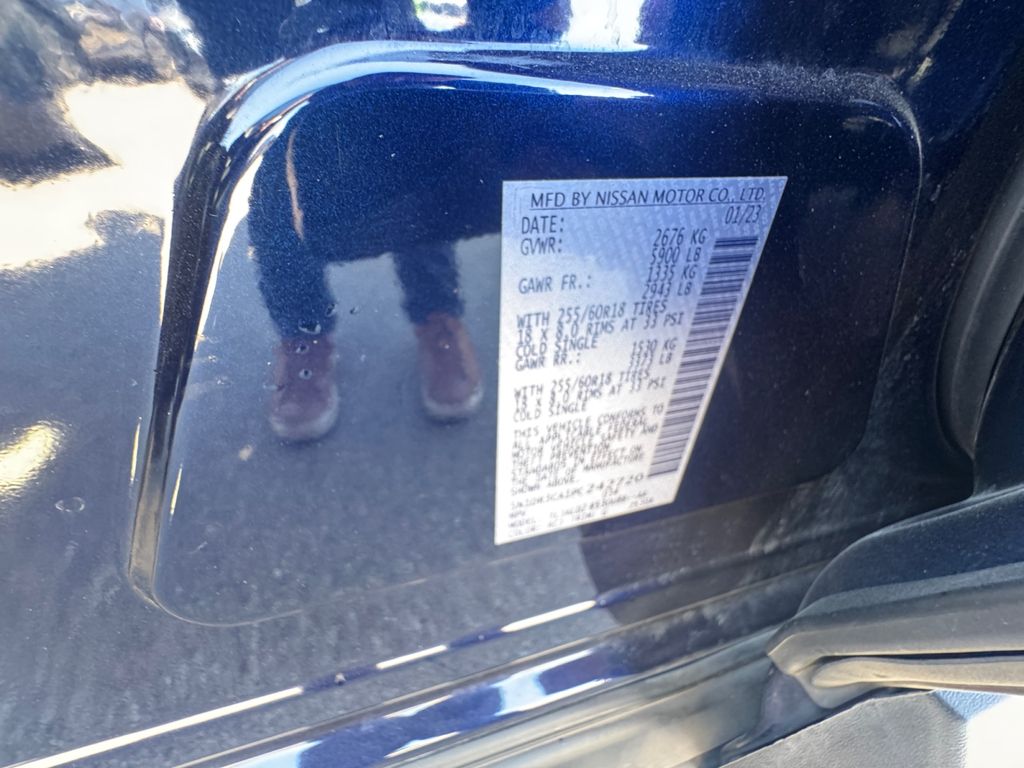 2023 Nissan Pathfinder SL photo 18