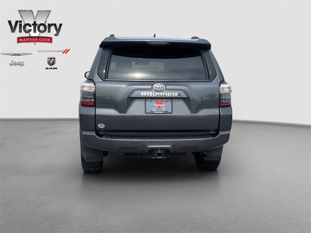 2021 Toyota 4Runner SR5 Premium photo 6