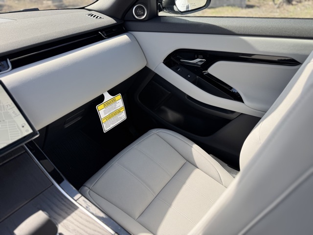2026 Land Rover Range Rover Evoque S photo 12