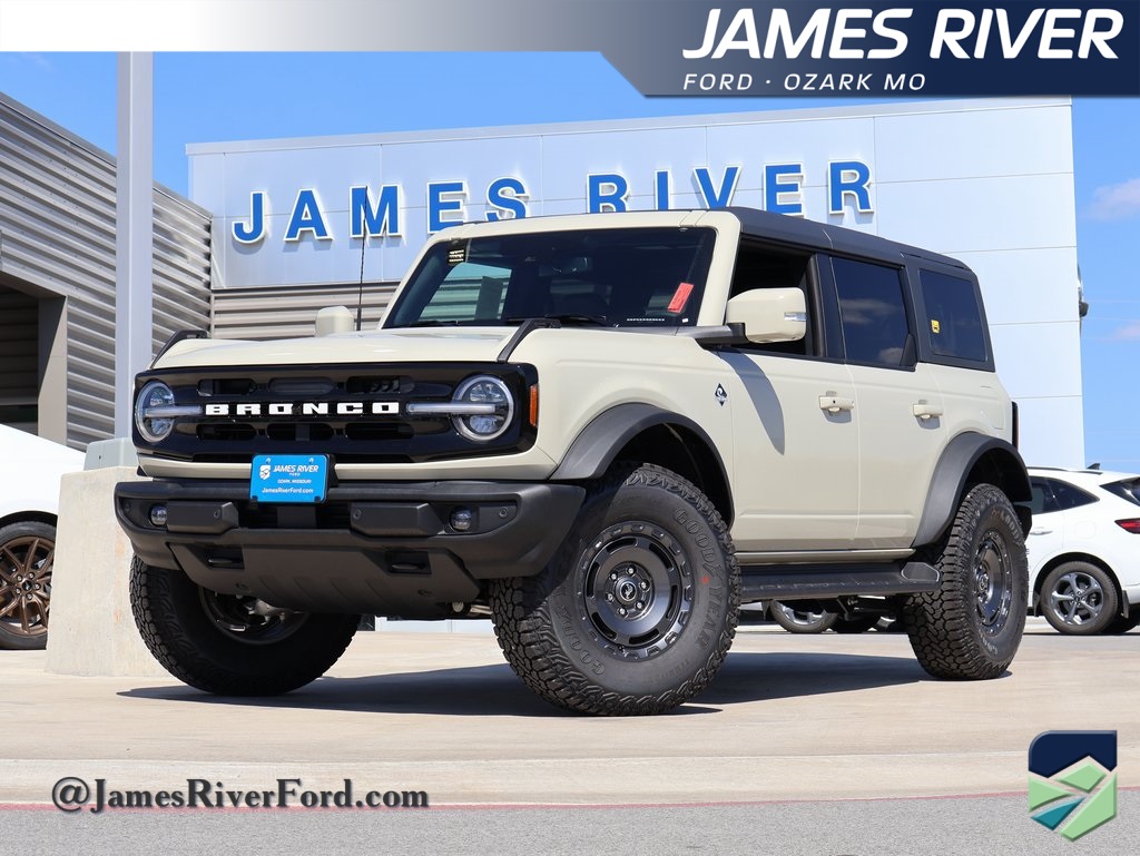 2025 Ford Bronco 4-Door Outer Banks's photo