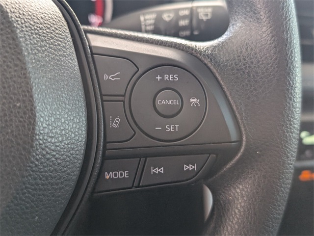 2024 Toyota RAV4 LE photo 21