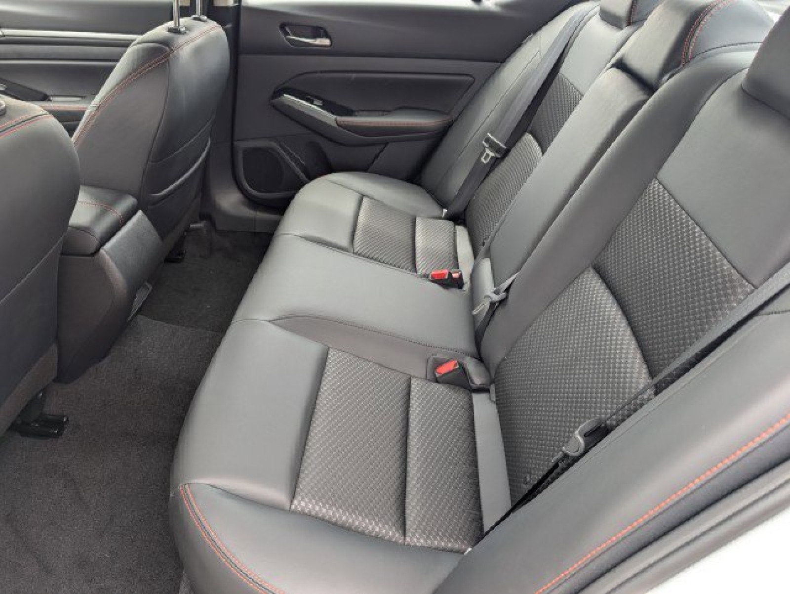 Used 2024 PEARL WHIT Nissan 2.5 SR image 21