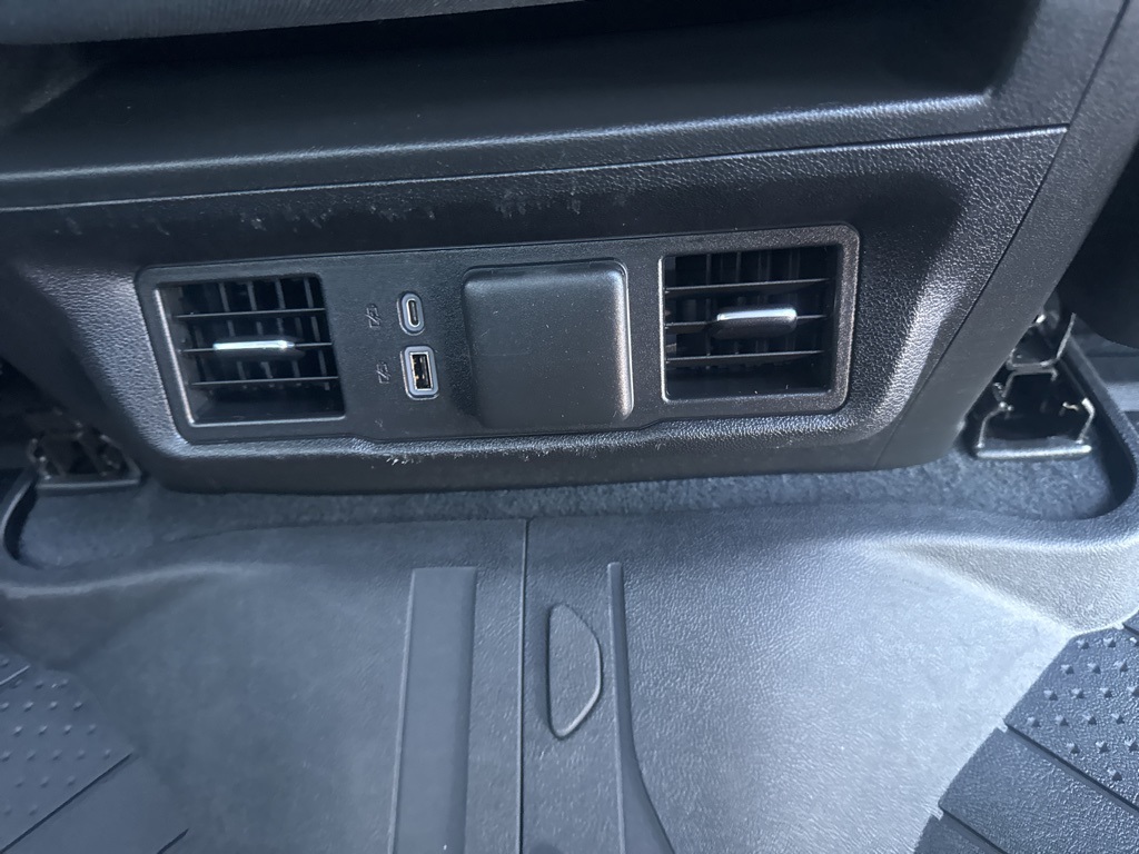2022 Chevrolet Silverado 1500 LT photo 21
