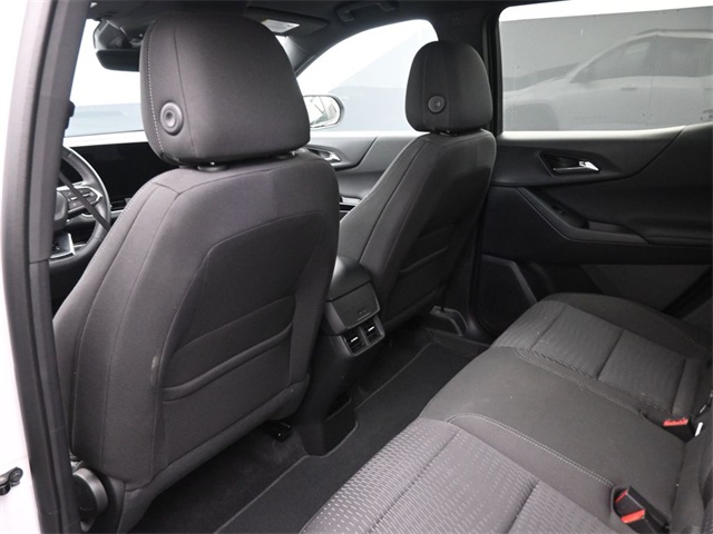 2025 Chevrolet Equinox LT photo 3