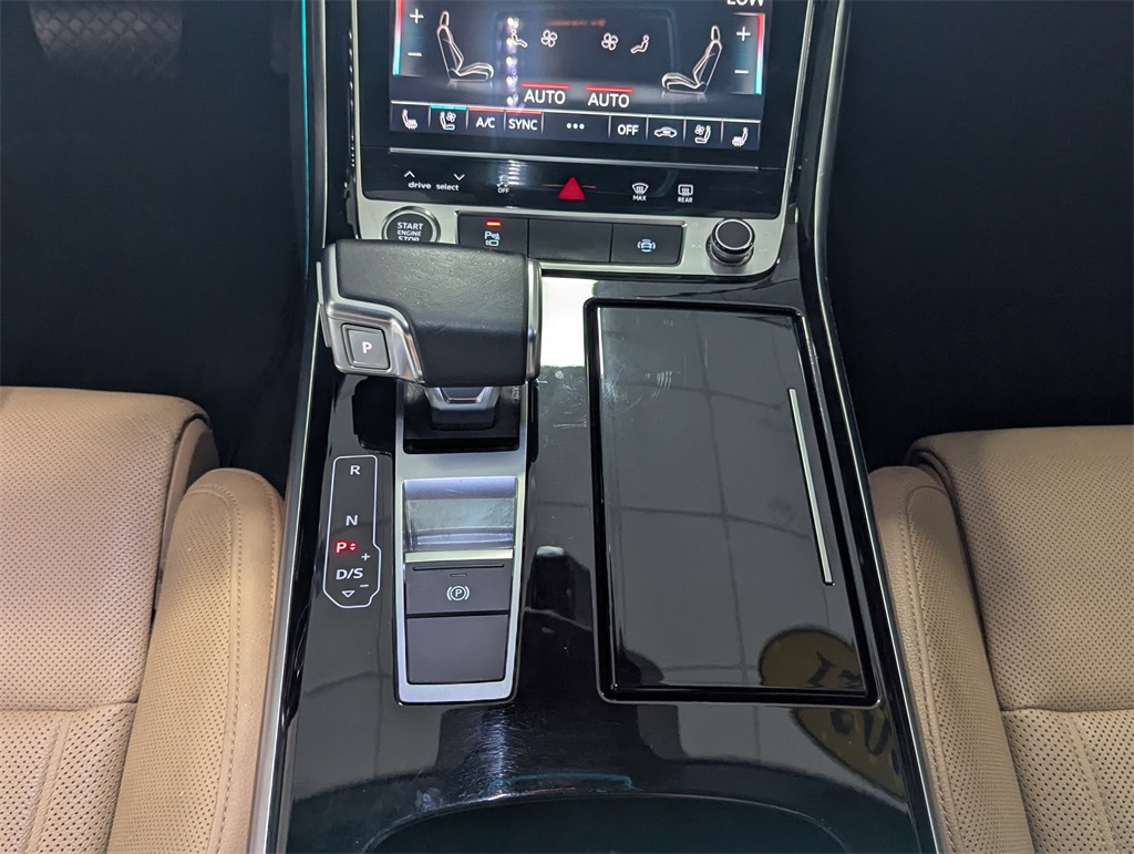 2021 Audi A8 L 55 Quattro photo 25