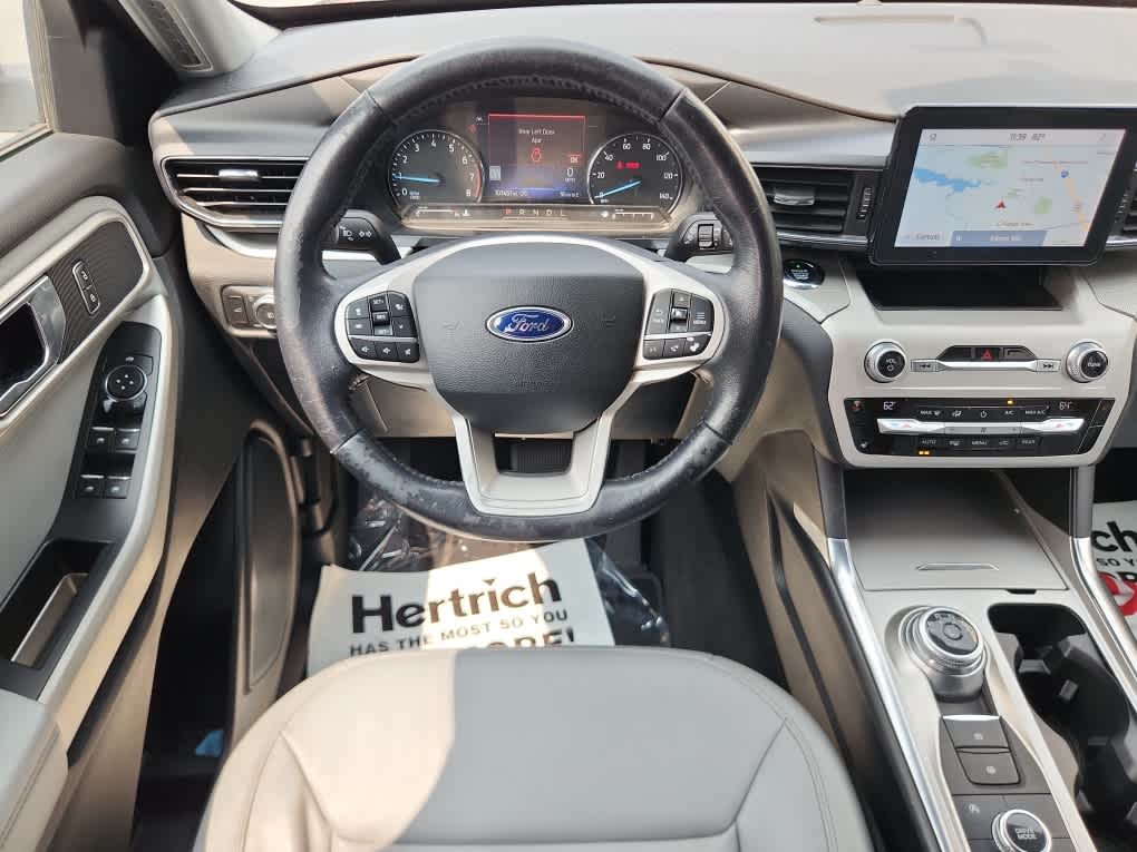 2021 Ford Explorer XLT photo 7