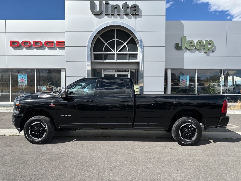 2025 Ram 3500 Laramie photo 2