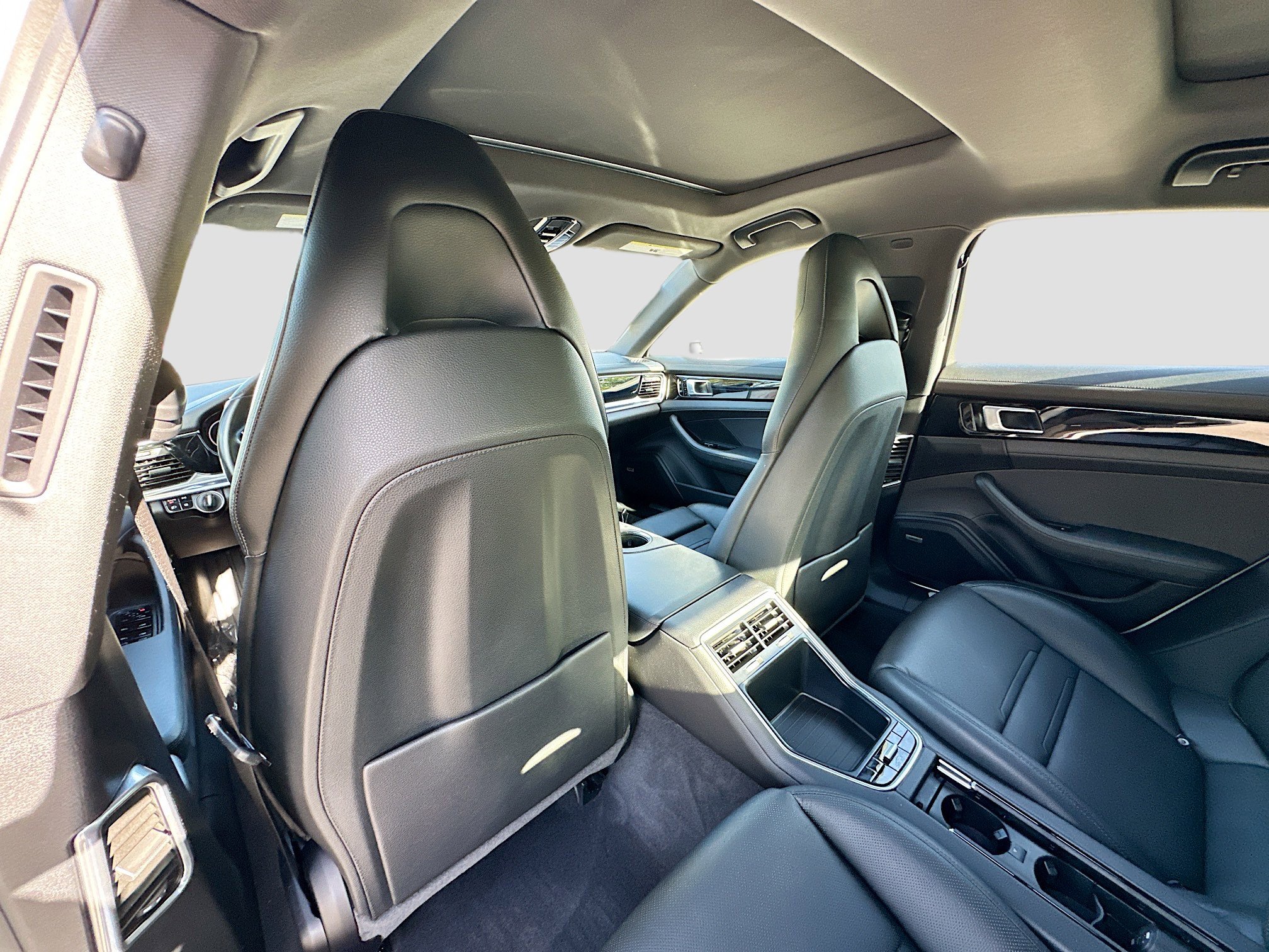 2020 Porsche Panamera 4 photo 26