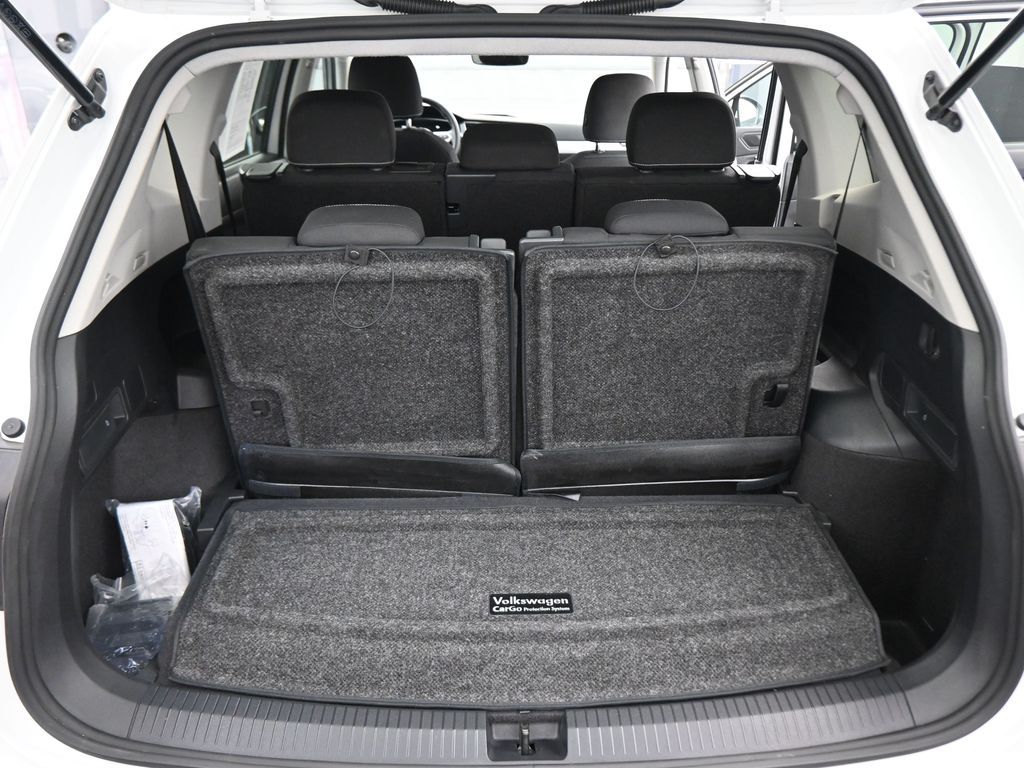 2024 Volkswagen Tiguan S photo 40