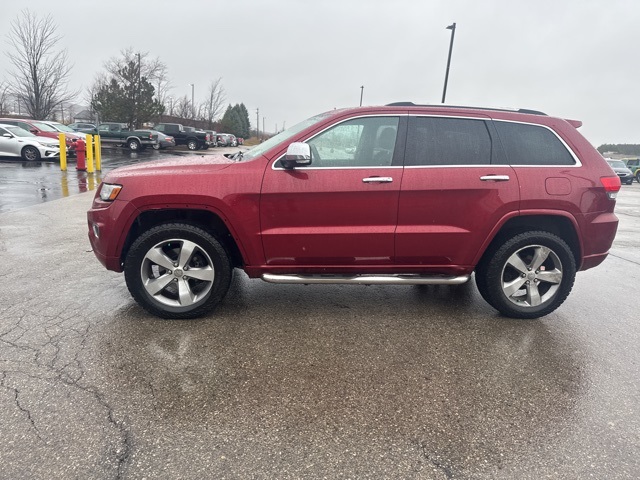 2014 Jeep Grand Cherokee Overland photo 2