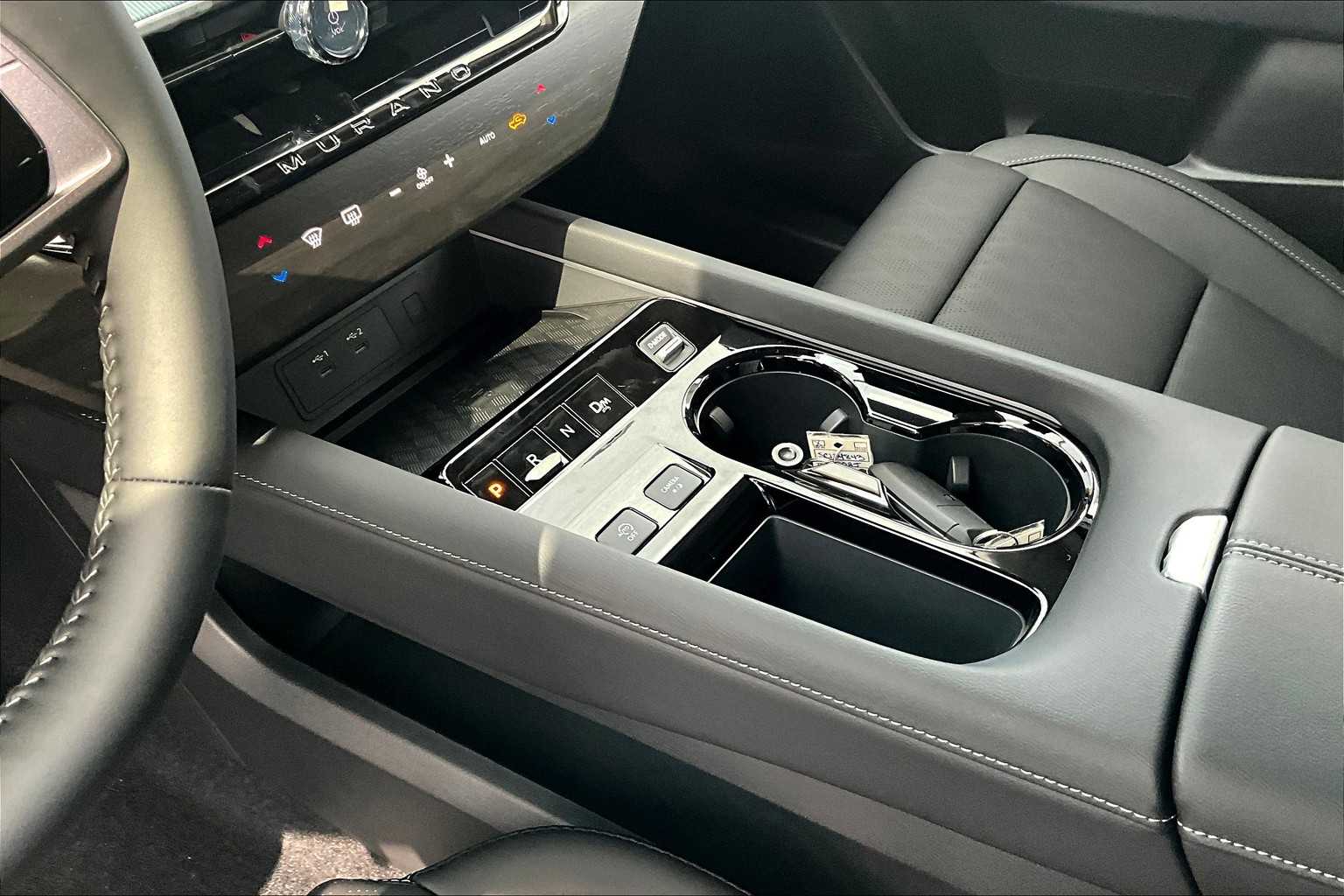 2025 Nissan Murano Platinum photo 11