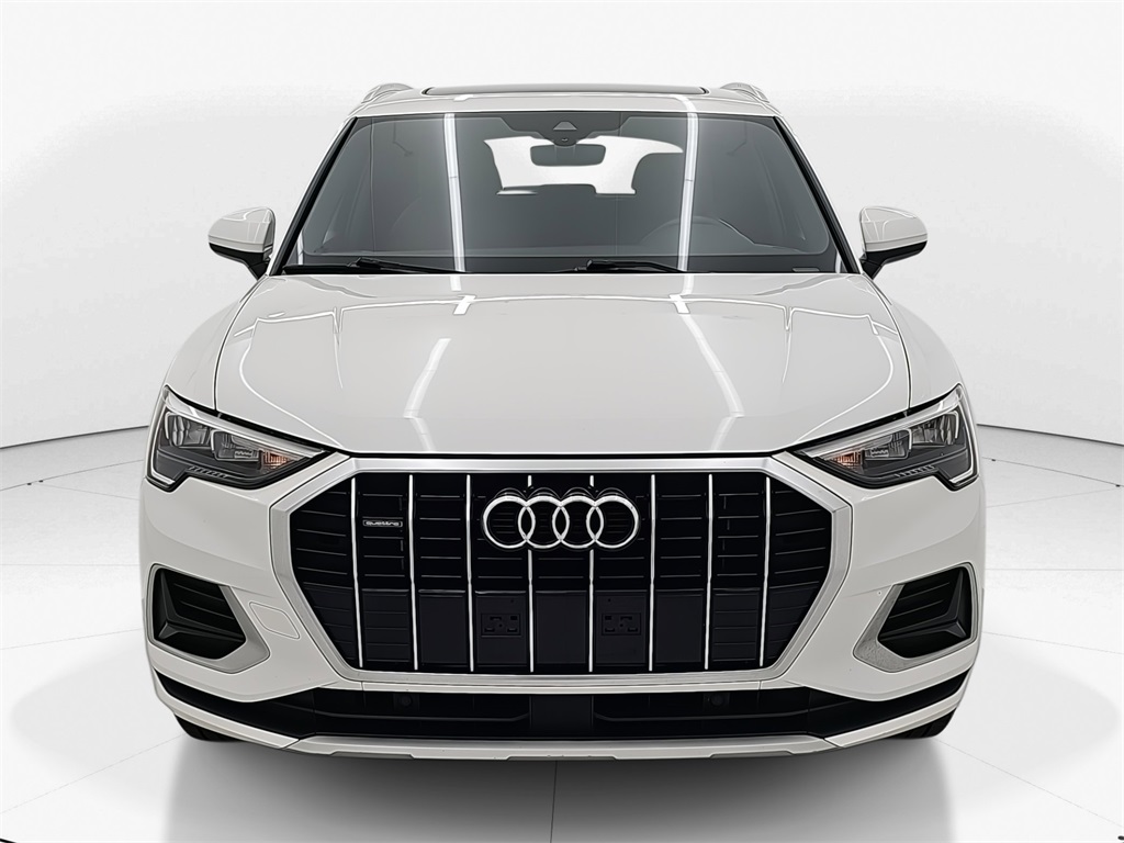 2021 Audi Q3 Premium photo 2