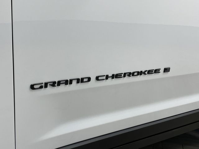 2024 Jeep Grand Cherokee Altitude X photo 27