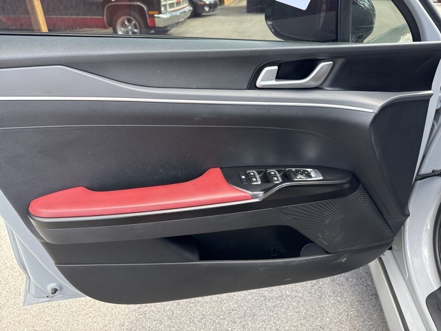 2024 Kia K5 GT-Line photo 18