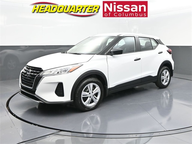 2025 Nissan KICKS PLAY Base's photo