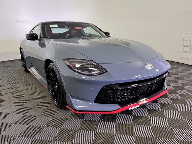 Nissan Nismo ウィンドブレーカー Sサイズ　2025年モデル 日産「フェアレディZ 2025年モデル」が新色追加で2月に発売